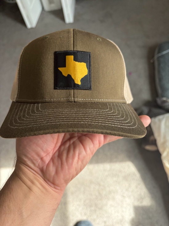 Other - Brown & Yellow Texas Patch Trucker Cap